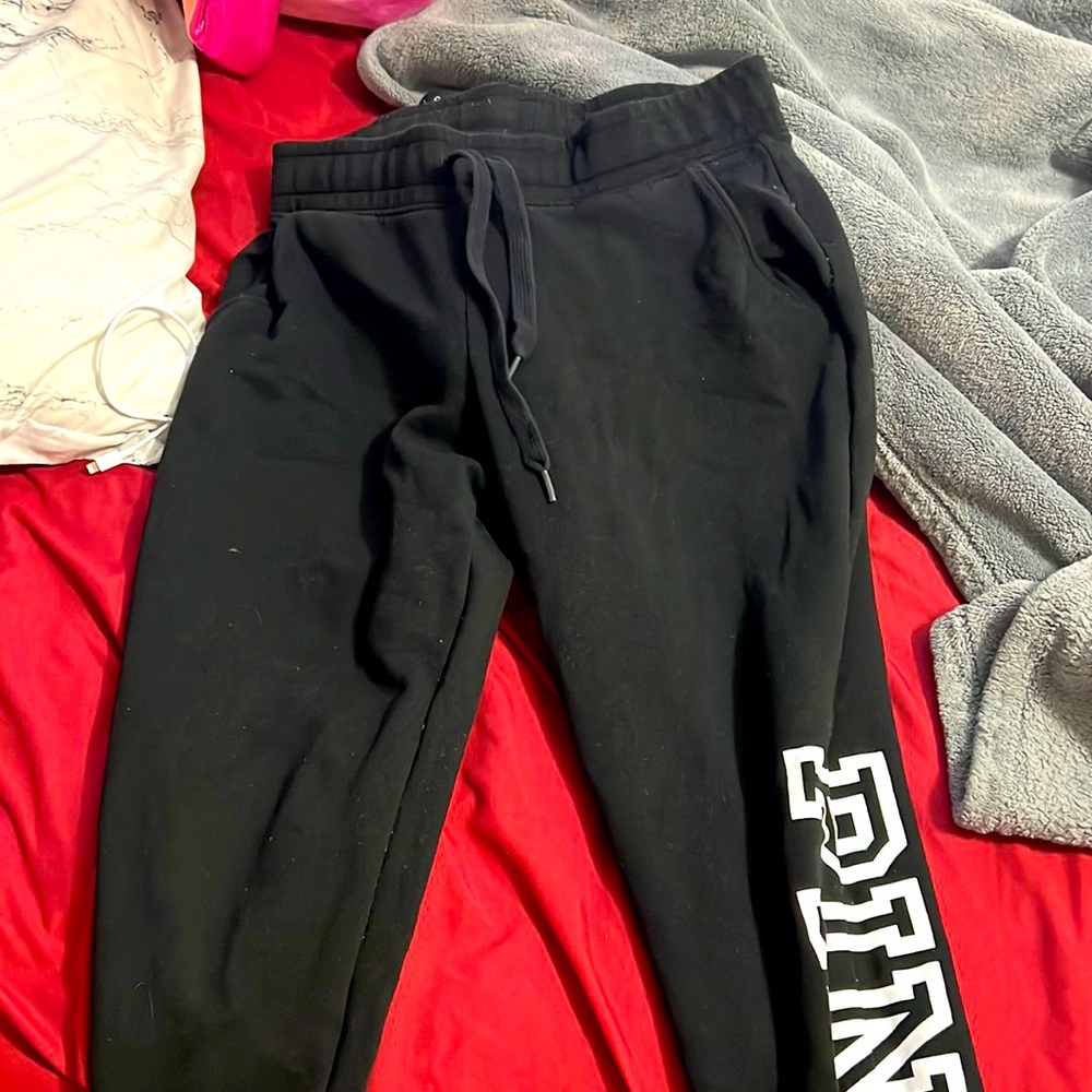 Pink joggers (black)